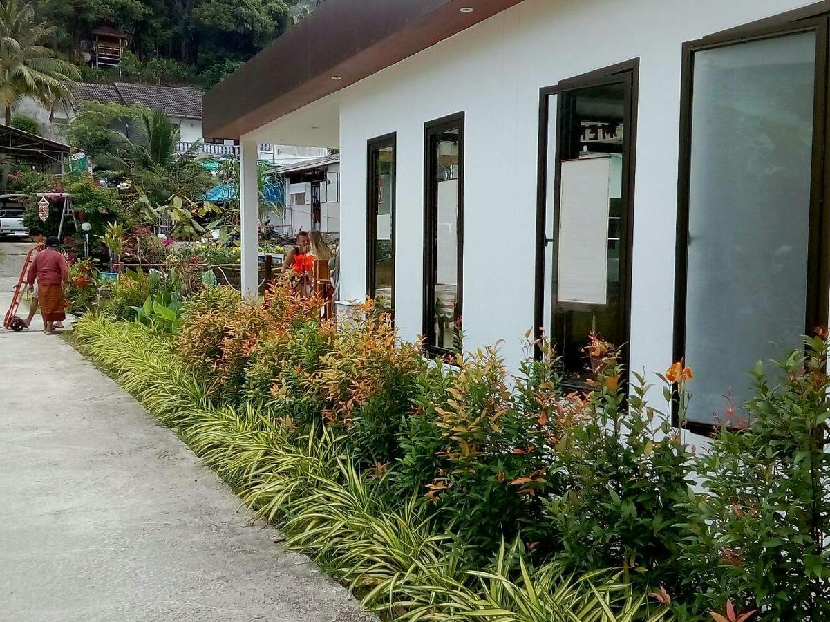 Baan Kawkaew Kata Hotel Karon Exterior photo